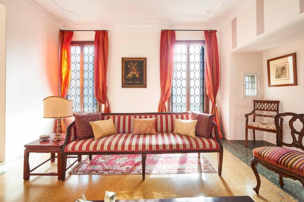 Ca' Fenice, Charming Apartment In San Marco, Sleep 7 Βενετία Εξωτερικό φωτογραφία