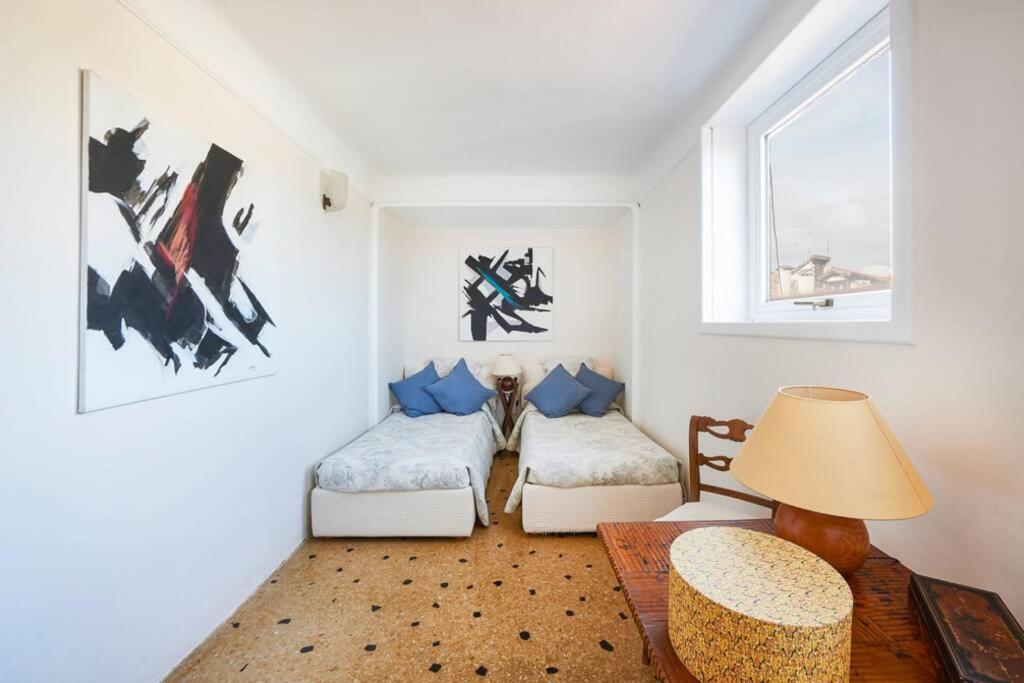 Ca' Fenice, Charming Apartment In San Marco, Sleep 7 Βενετία Εξωτερικό φωτογραφία